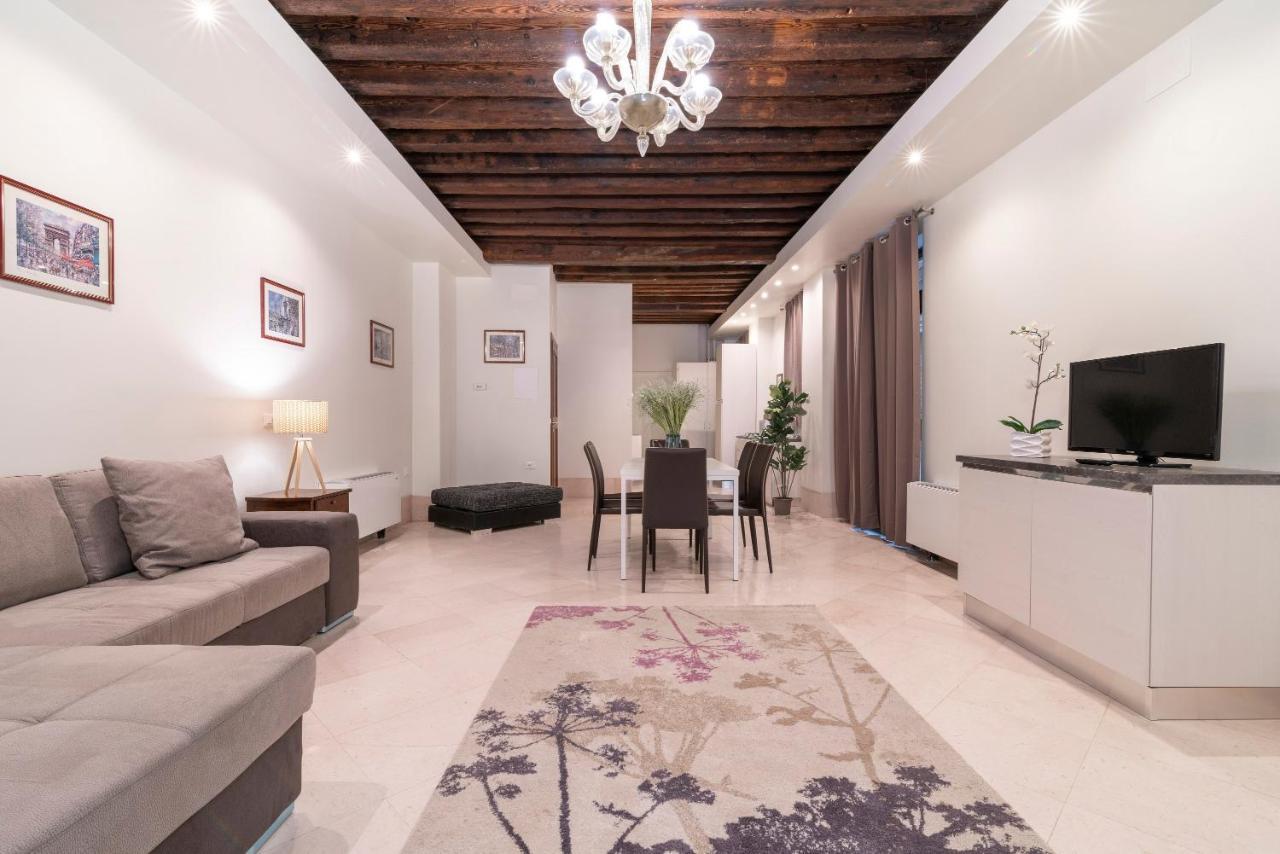 Riva Palace Apartments By Wonderful Italy Benátky Exteriér fotografie